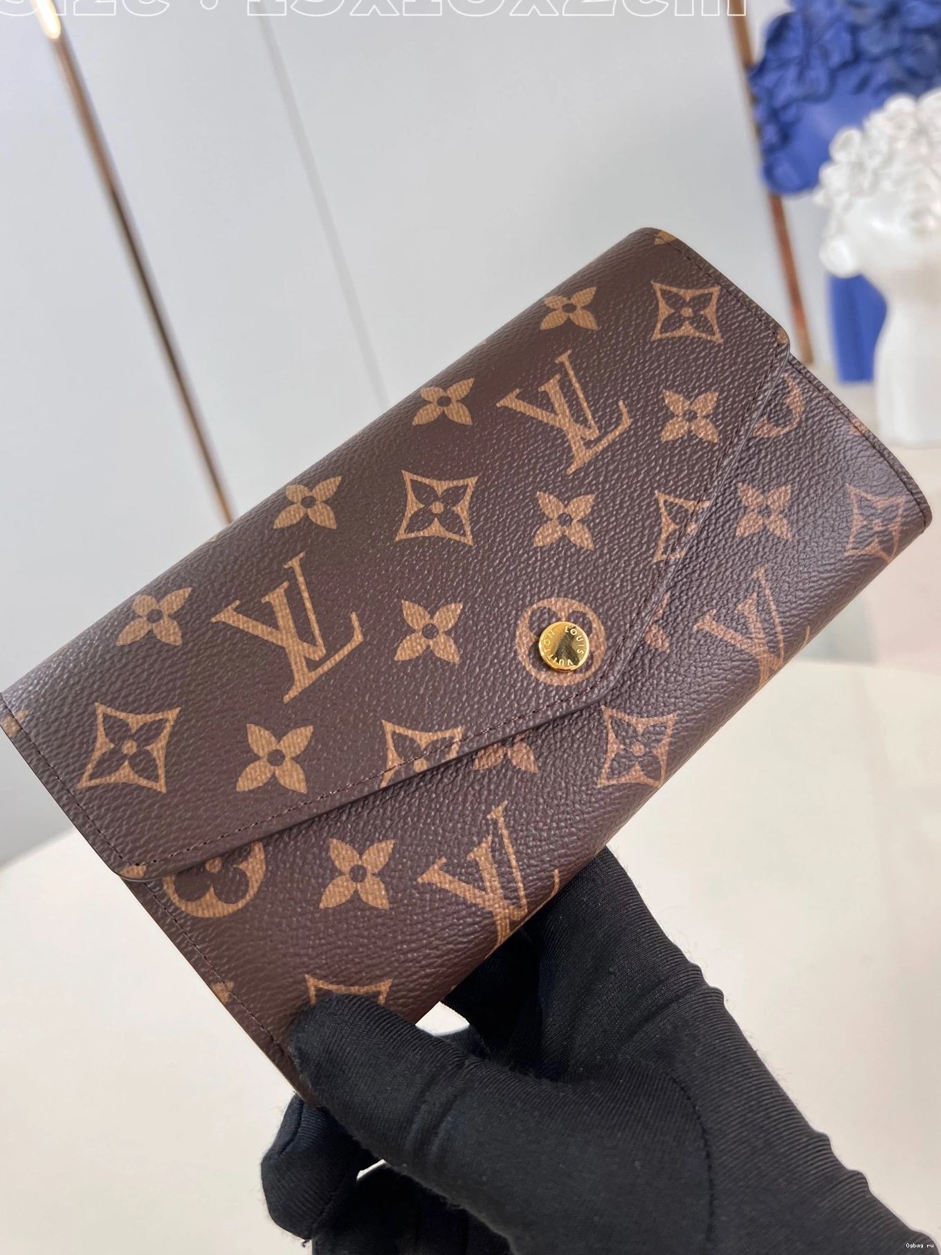 SARAH WALLET-19*10.5*2cm Louis Vuitton 0812
